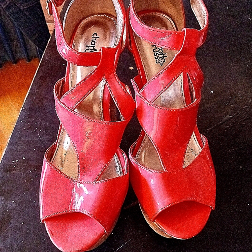 Charlotte Russe salmon pink wedges